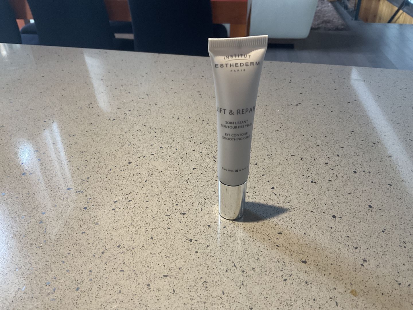Customer photo review of Lift & Repair - Soin Lissant Contour Des Yeux