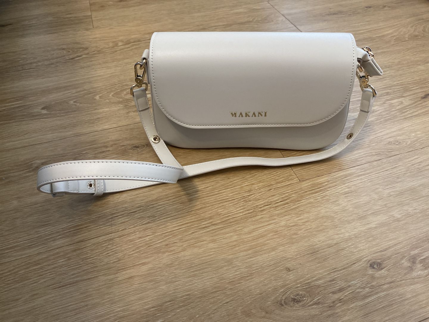 Customer photo review of CHLOIE - CREME