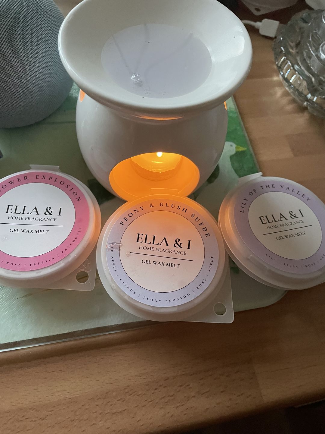 Customer photo review of Peony & Blush Suede Gel Melt