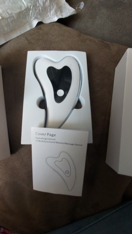 Customer photo review of Gua Sha Électrique 4-en-1 - Vibration, Chaleur & LED