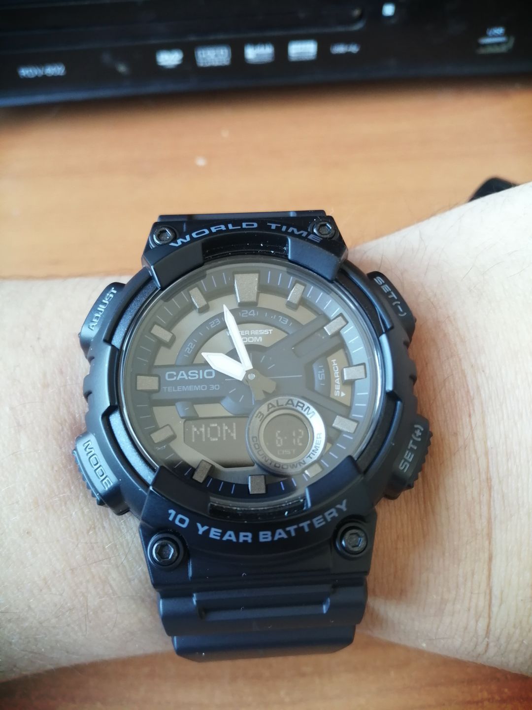 Customer photo review of Reloj Casio Análogo-Digital Vintage AEQ-110W-1BVDF Negro