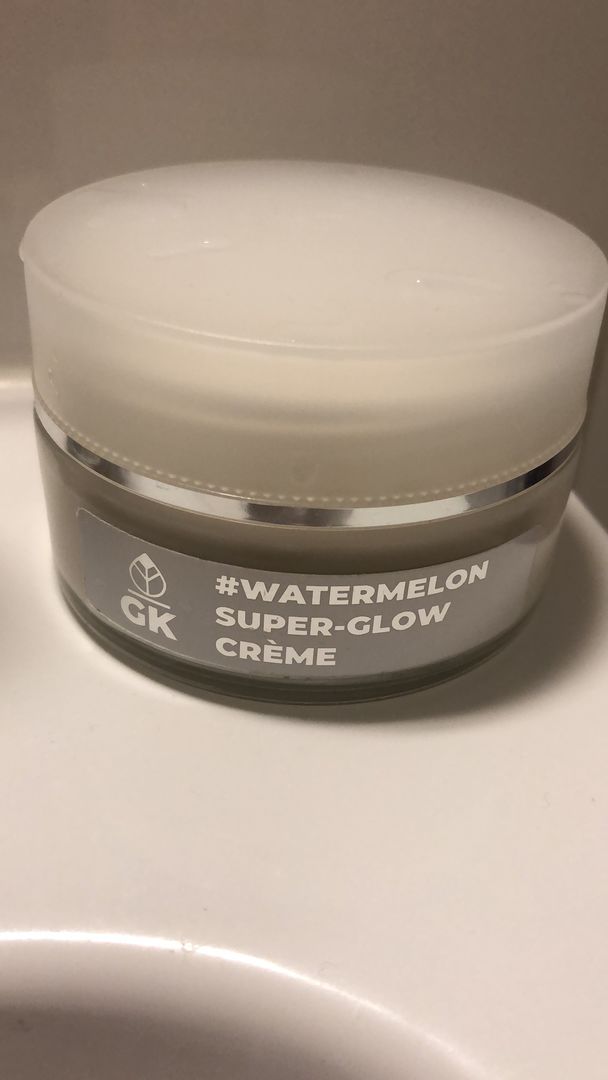 Customer photo review of Watermelon Super Glow – Crème pour le visage