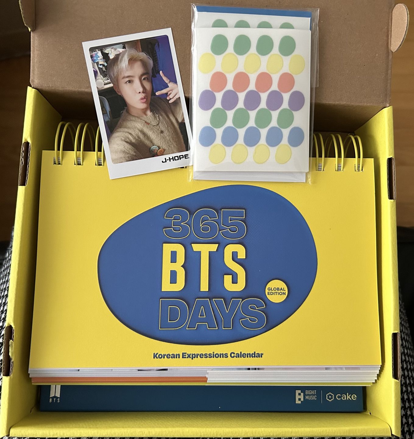 Customer photo review of BTS - 365 BTS DAYS KOREAN EXPRESSIONS CALENDAR