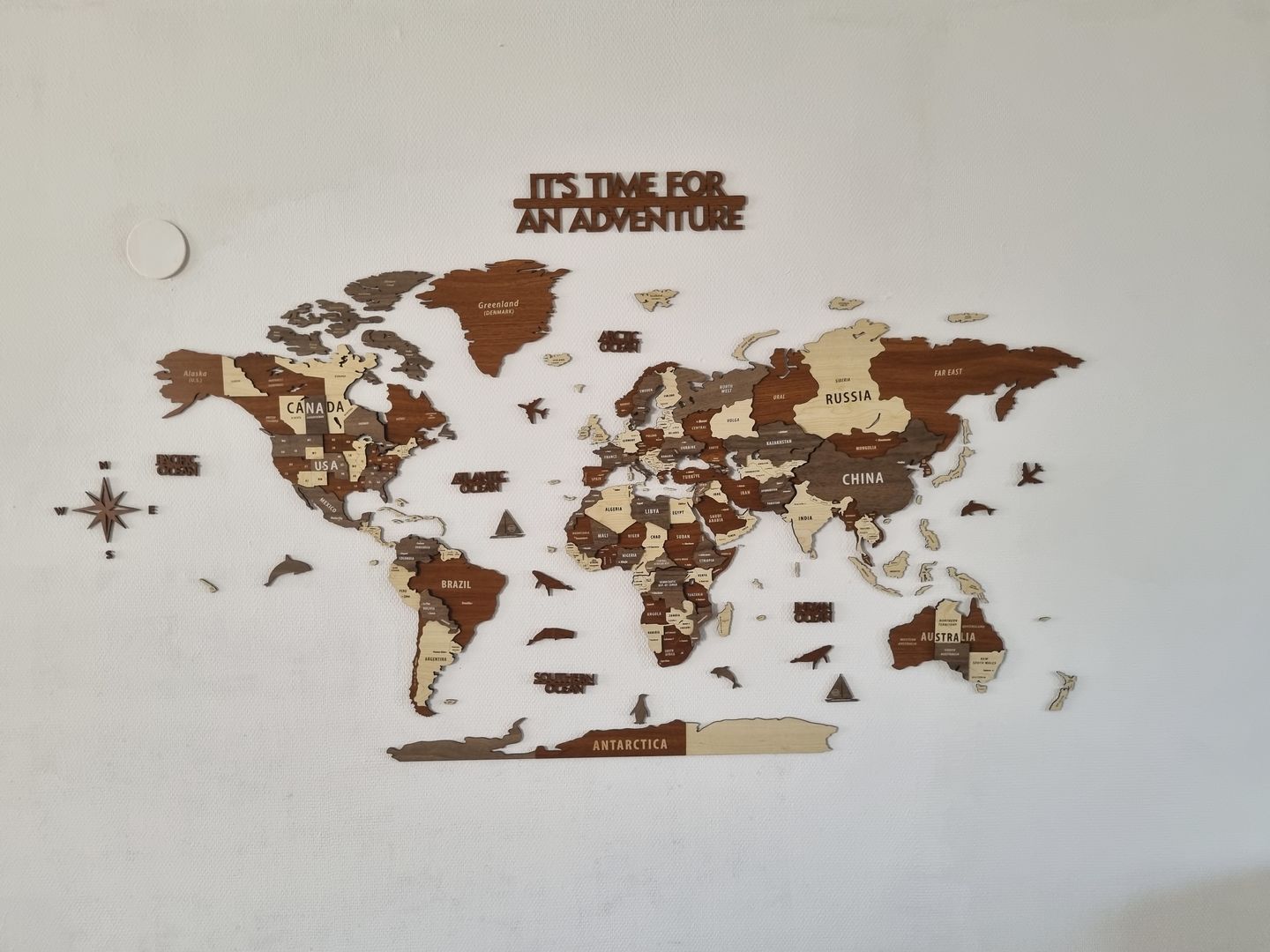 Customer photo review of 3D Wooden Multilayered World Map with States and Capitals v2