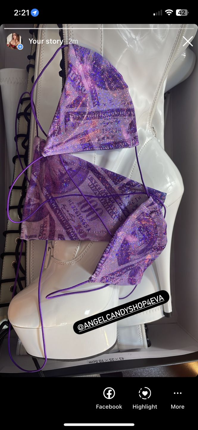 Customer photo review of Microkini Set: Sparkly Money Print Purple
