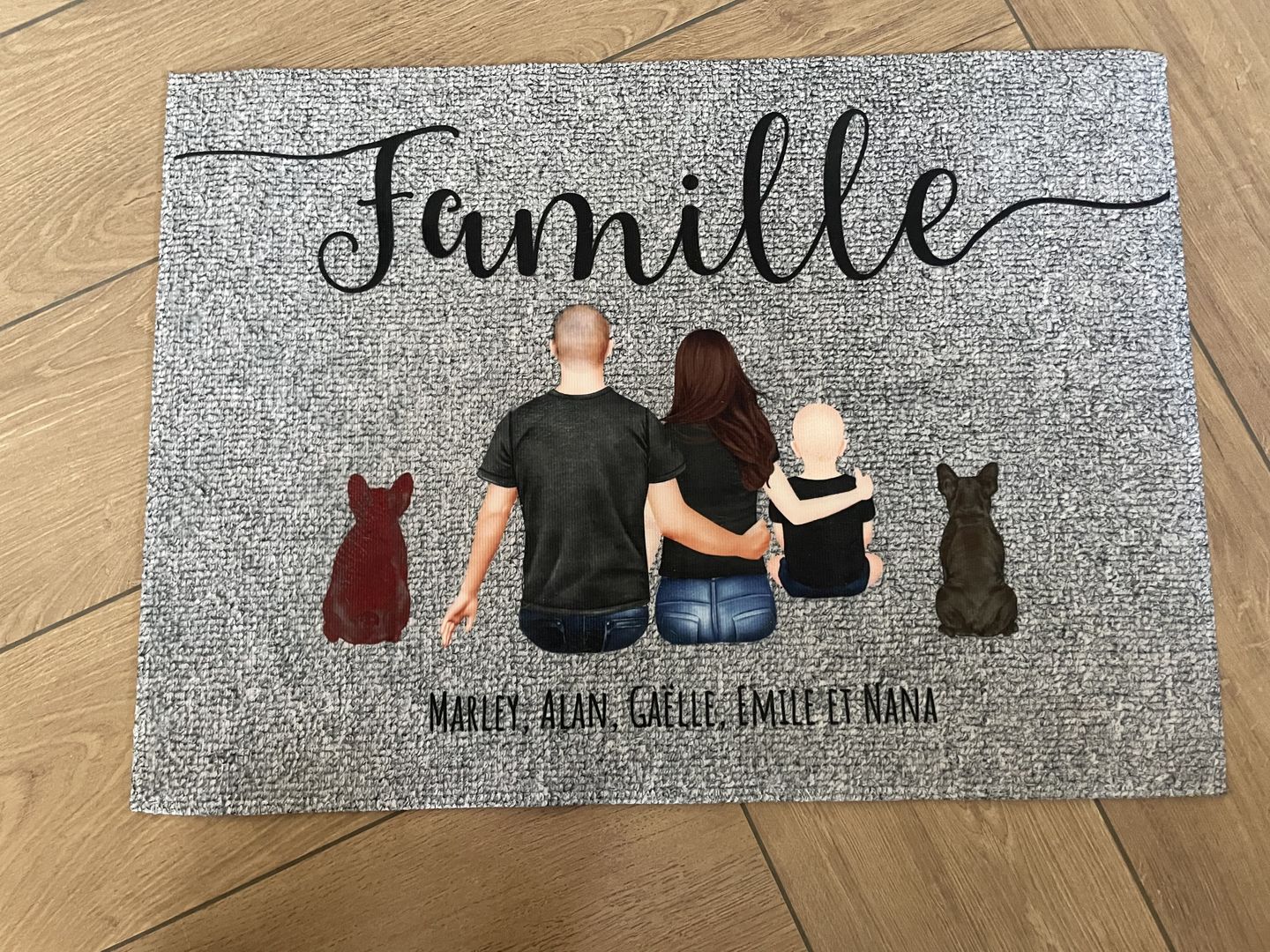 Customer photo review of Famille - Paillasson personnalisé