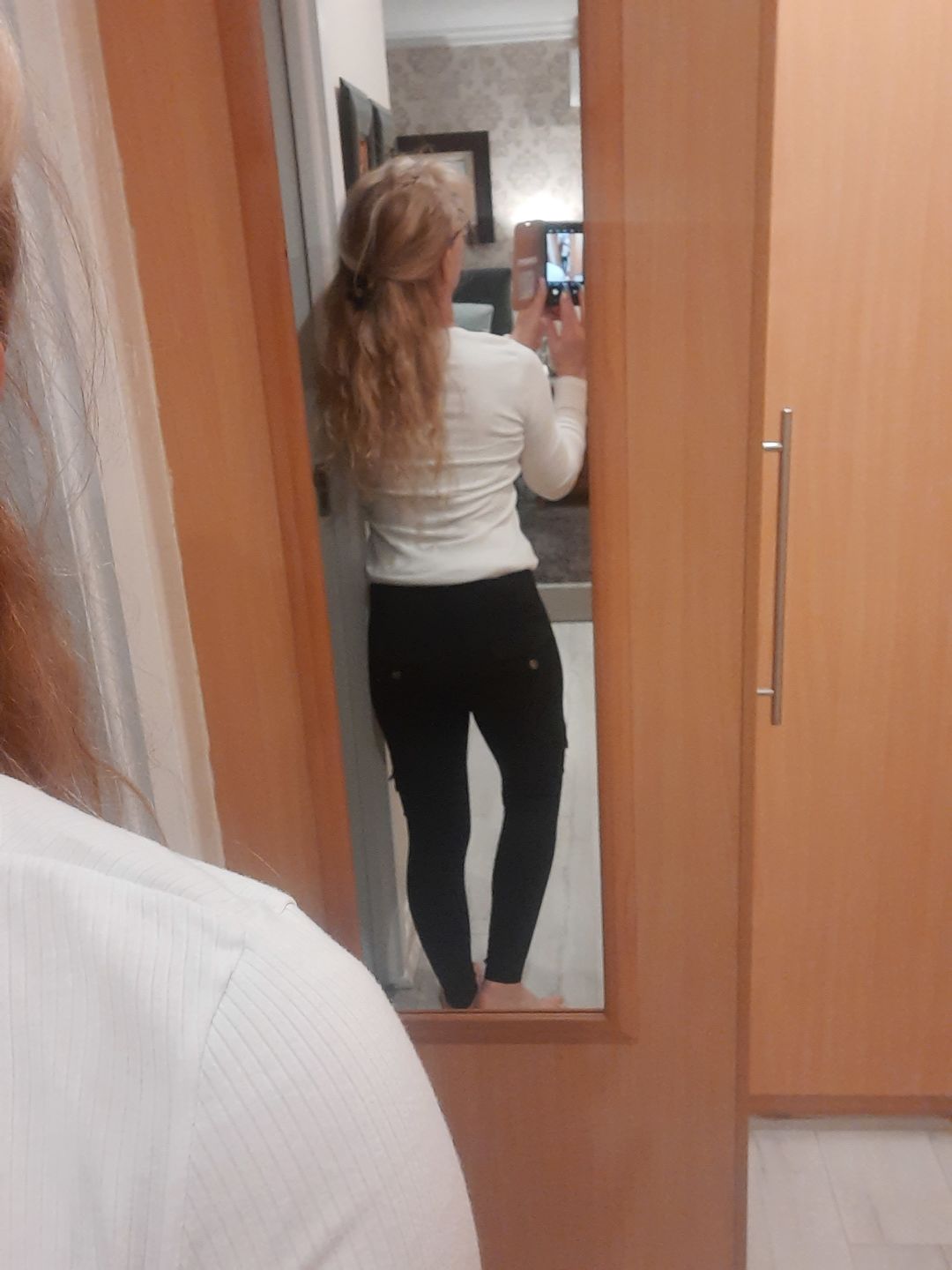 Customer photo review of Shapewear TNG Cargo Leggings - Black