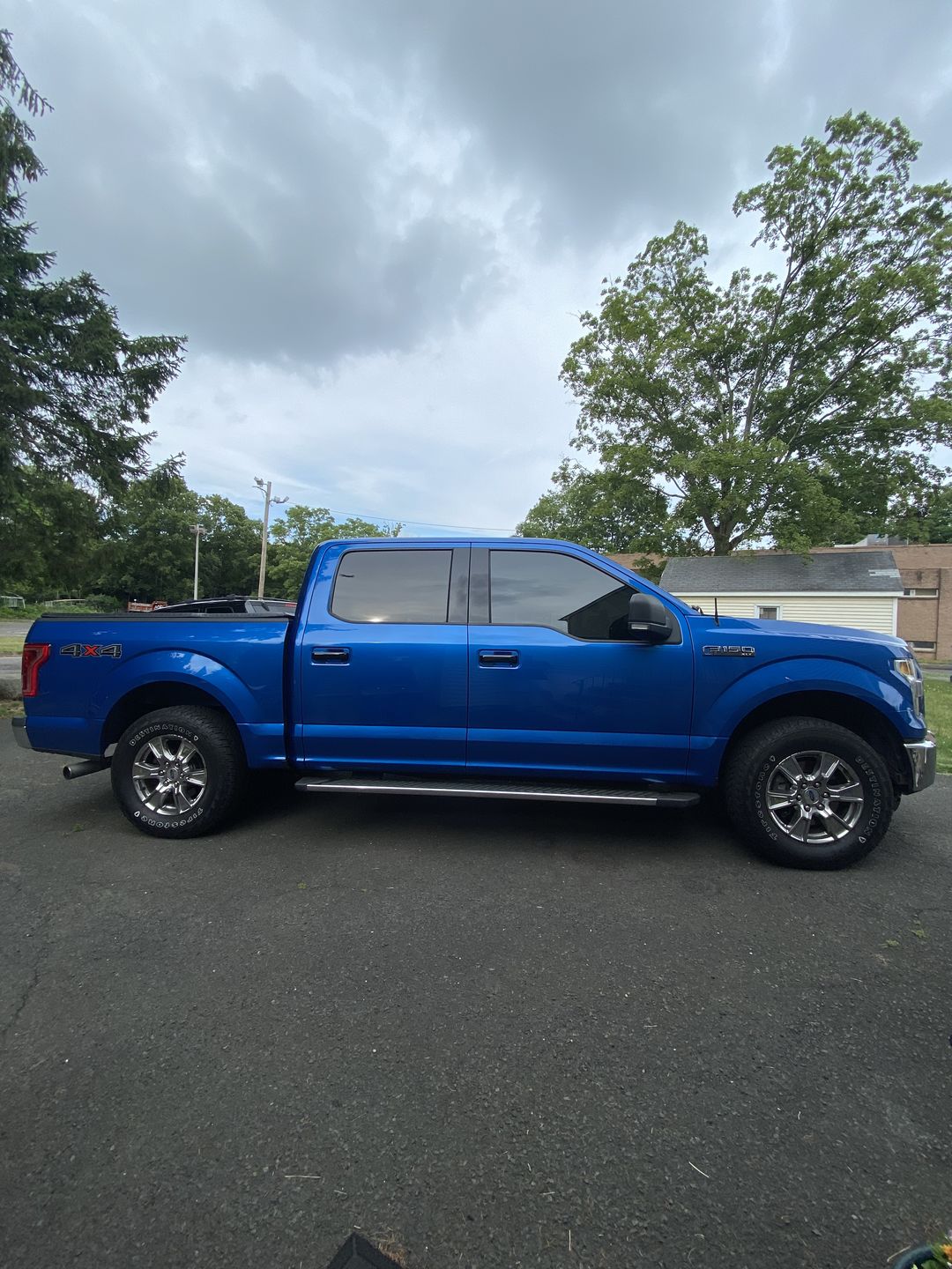 Customer photo review of 2015-2020 Ford F-150 2"Lowering shackle rear
