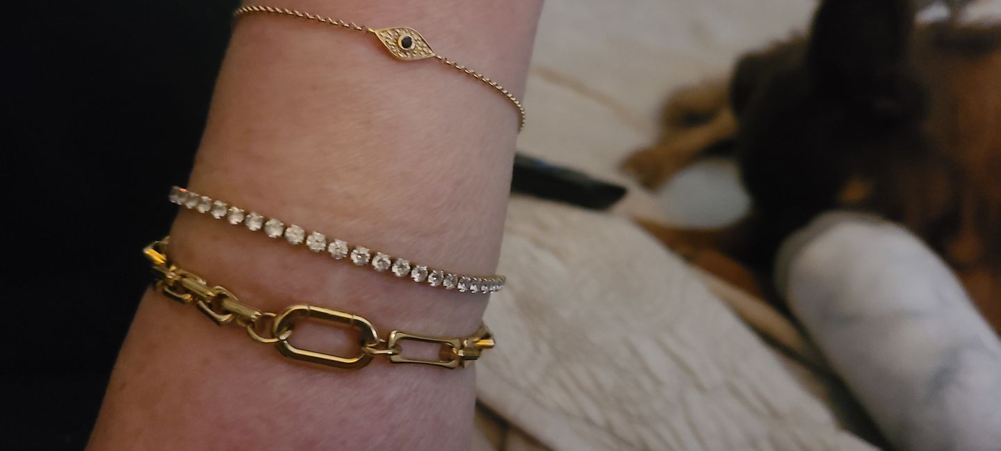 Customer photo review of The Lovers Chain Bracelet