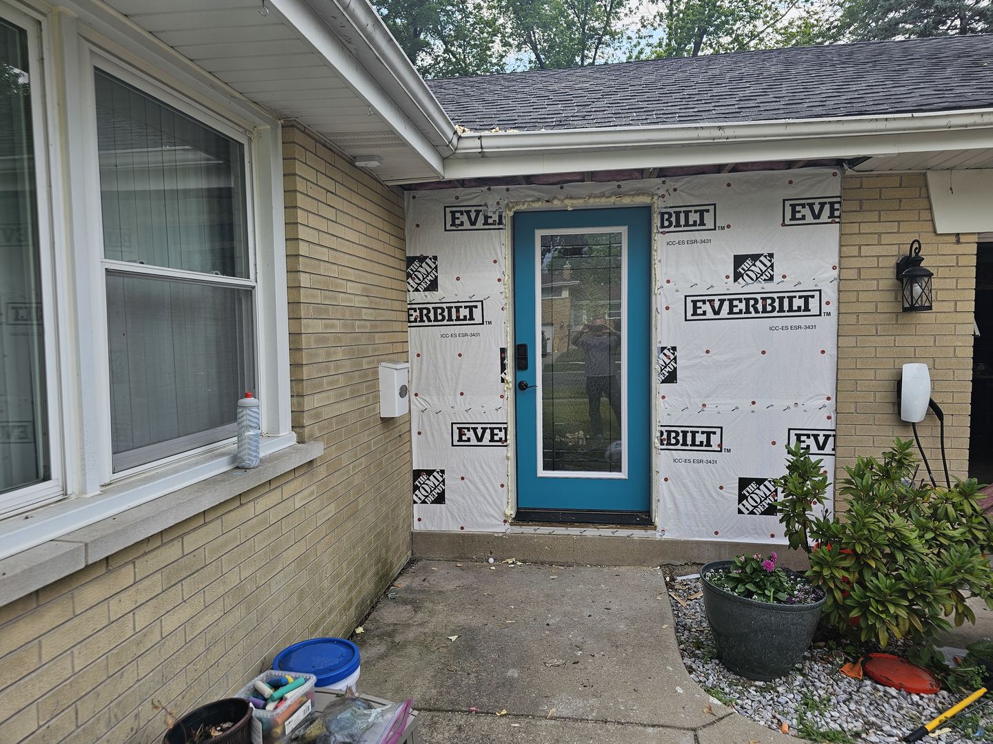 Customer photo review of 36" Smooth Fiberglass Entry Door & Framing Kit (Connecticut Glass & Adams Lock)