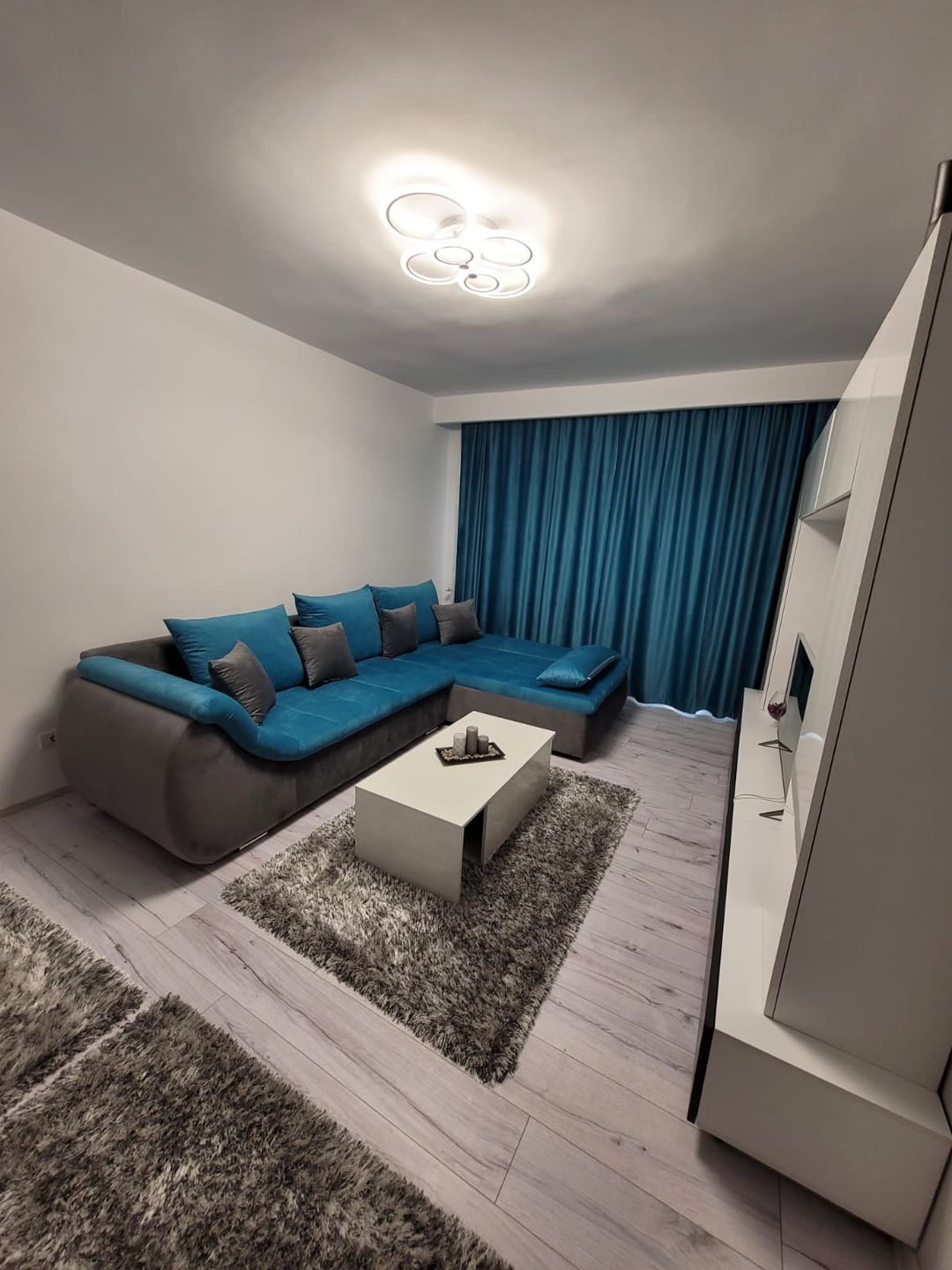 Customer photo review of Coltar extensibil ROSARIO - OANA, stofa catifelata turcoaz/gri, 300x200x76 cm