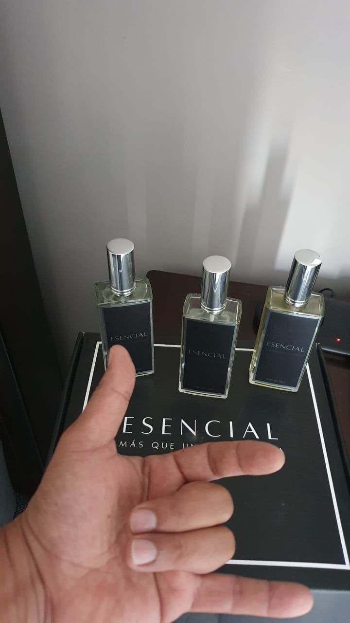 Customer photo review of H126 Inspirado en: Light Blue Forever pour Homme - Dolce & Gabbana