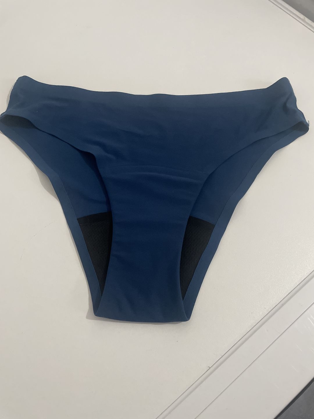 Customer photo review of Maillot de bain menstruel Nora Sans Coutures