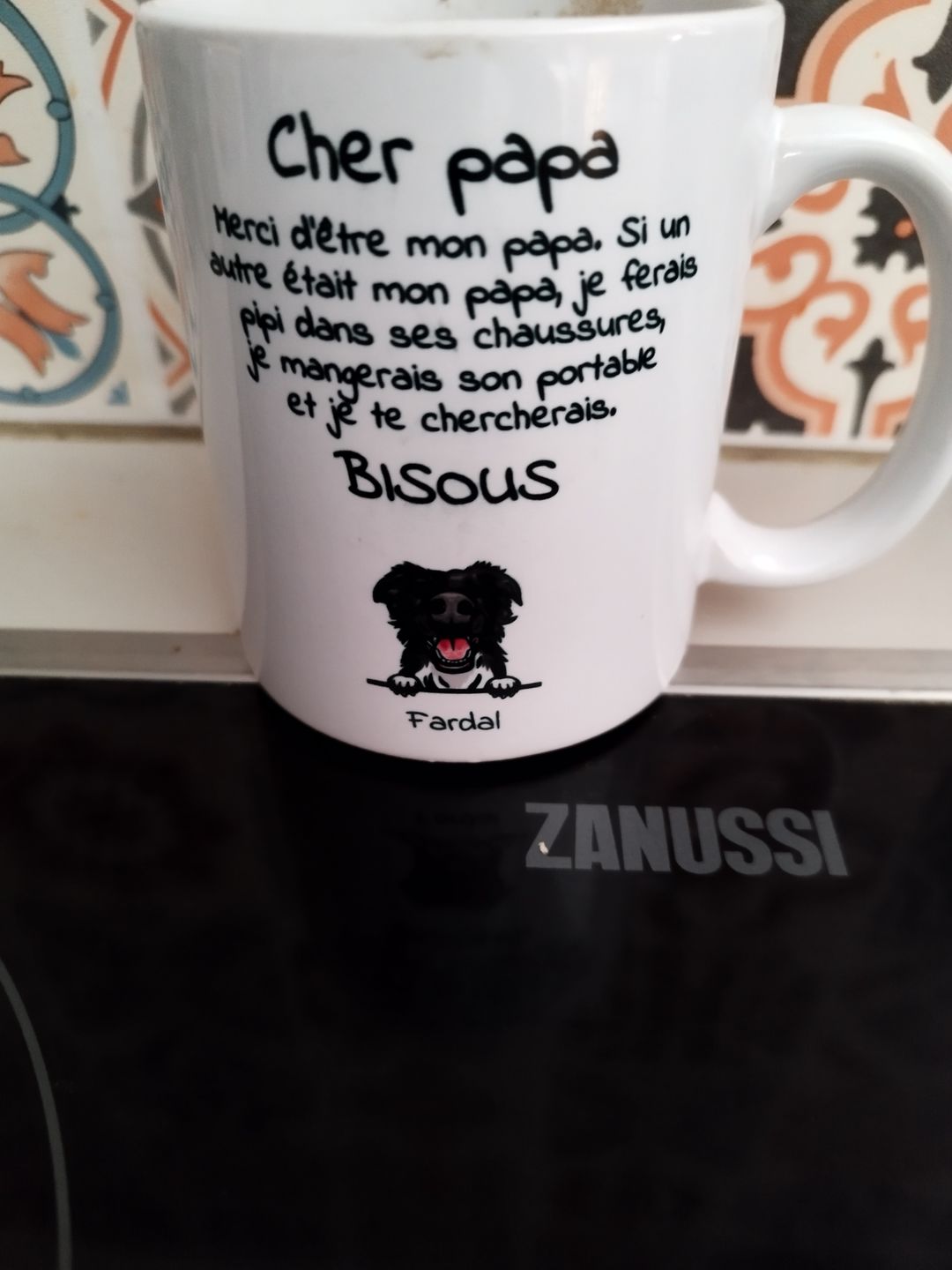 Customer photo review of Cher papa (chien) - Mug personnalisé