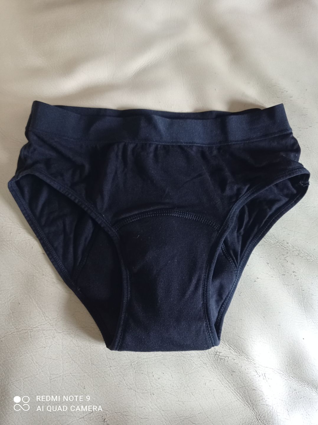 Customer photo review of Culotte Menstruelle Ados Léa