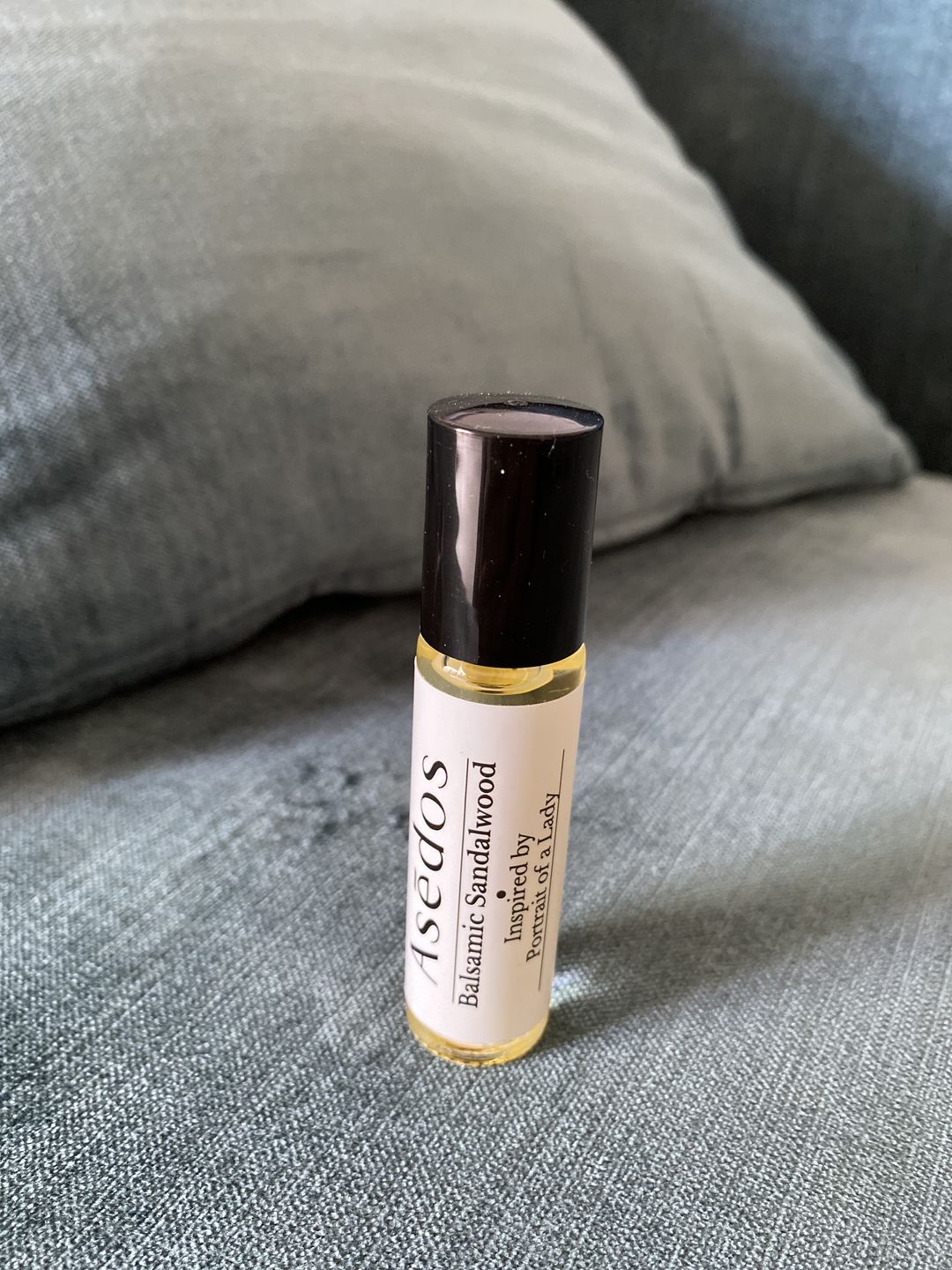 Customer photo review of BALSAMIC SANDALWOOD PERFUME OIL