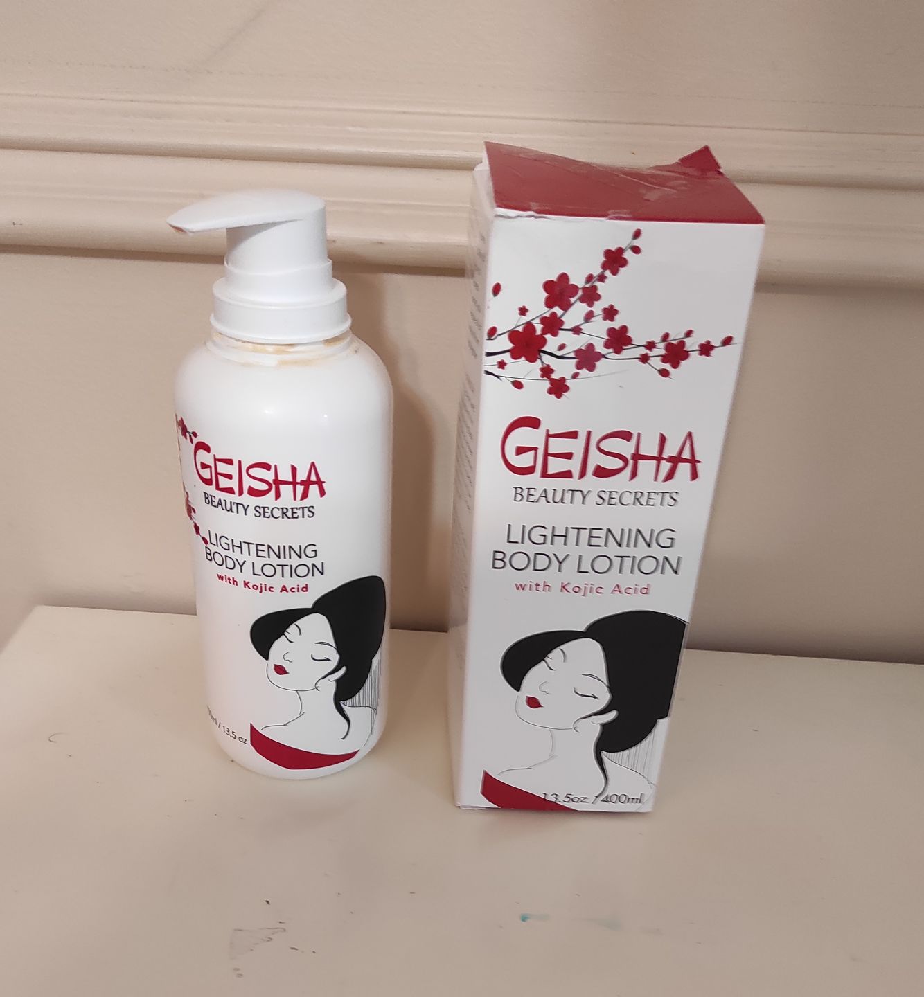 Customer photo review of Geisha Beauty Secret Shower Gel - Brightening and Moisturizing Gel - 1000ml / 33 fl oz