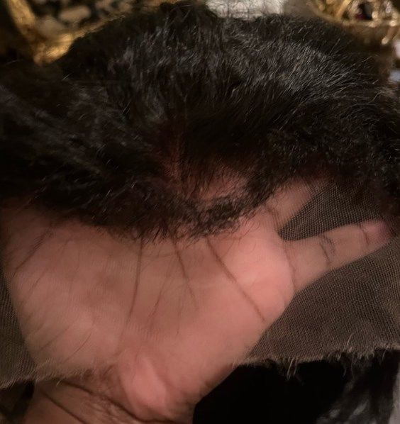 Customer photo review of 4C Edges | Luvwin 180% Density Deep Side Parted Undetectable Lace Glueless Kinky Straight Bob Wig