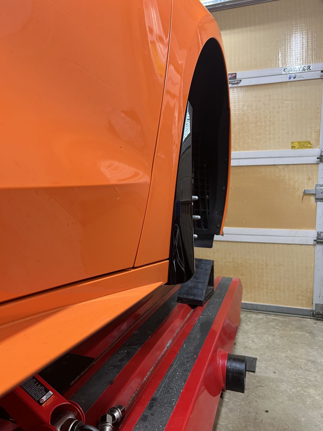 Customer photo review of Chevrolet Corvette C8 XL Extended Front & Rear Splash Guard