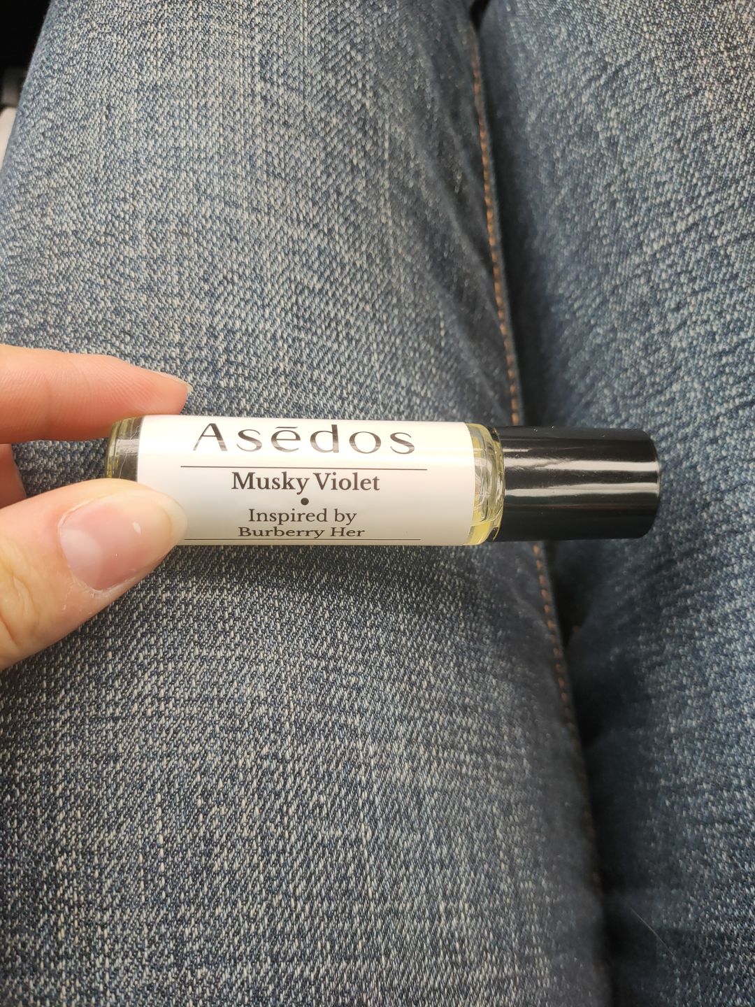 Customer photo review of MUSKY VIOLET PERFUME OIL