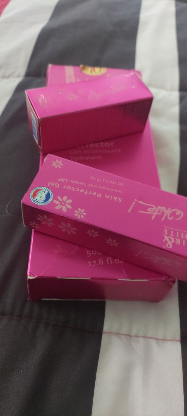 Customer photo review of Fair and White So White Skin Perfector Gel 30ml / 1 fl oz