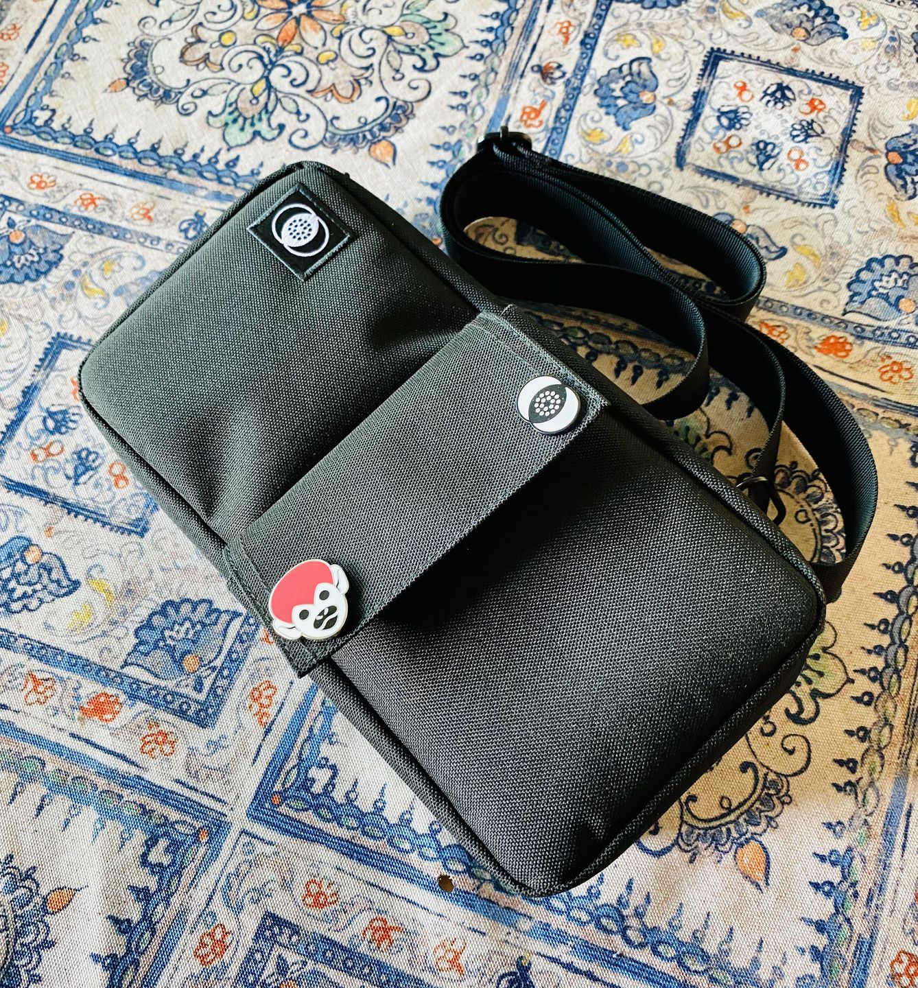 Customer photo review of Retrospekt SX-70 Sonar Autofocus Black Camera Bag
