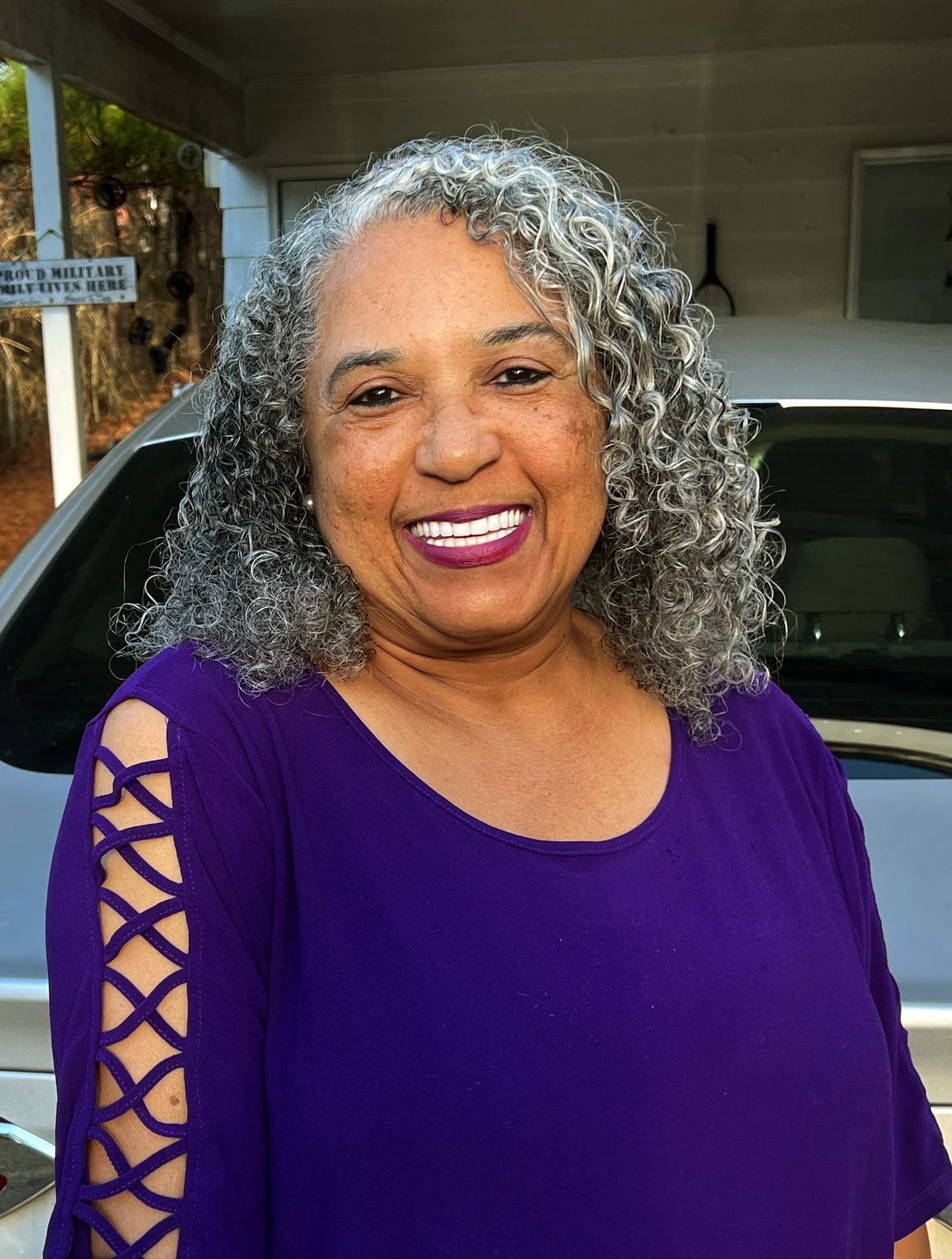 Customer photo review of Defining Flaxseed Gel for Curly Hair with Organic Jojoba Oil for Moisture and Lavender Fragrance