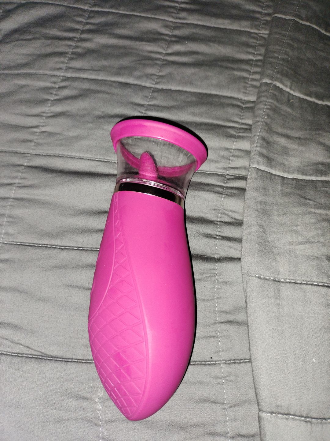 Customer photo review of SCIONESS Sucking and Licking Clitoral Stimulator