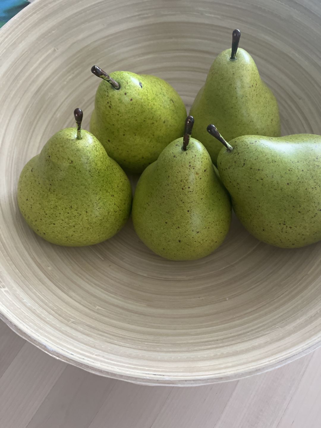 Customer photo review of Artificial Realistic Fruit Simulation Pear Lifelike Fruit