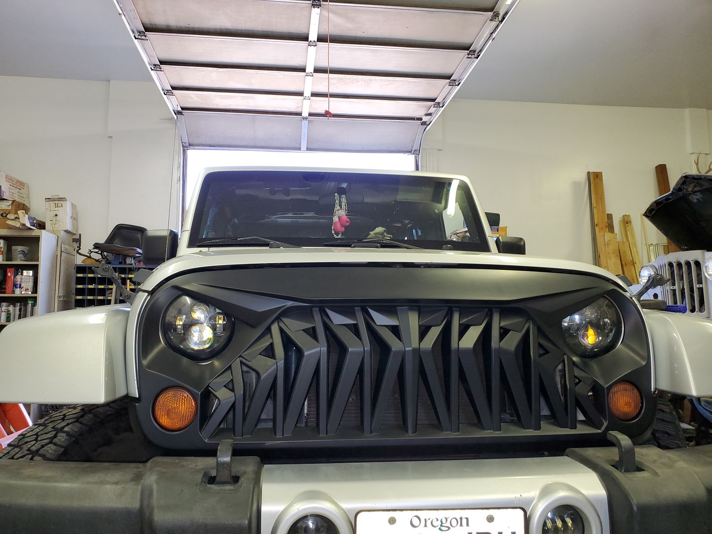 Customer photo review of Shark Grille - Matte Black for 07-18 Wrangler JK