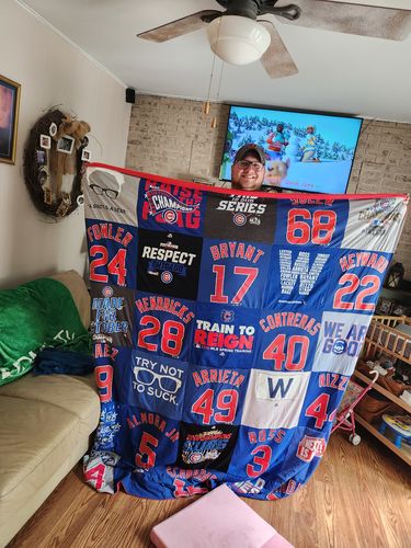 T-shirt quilt featuring chicago cubs by Barbara from IL