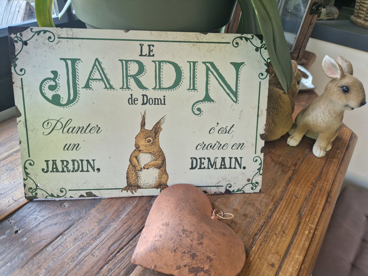 Customer photo review of Joie dans le jardin - Plaque de porte personnalisée
