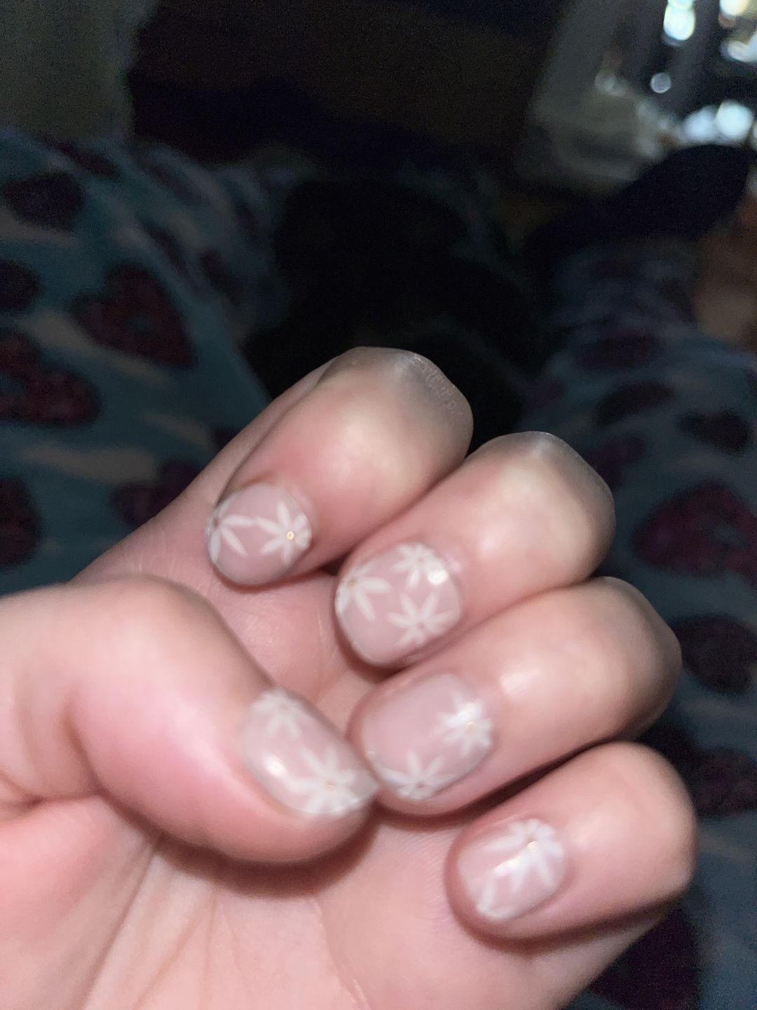 Customer photo review of Pretty Pink Daisies DIY Semicured Gel Nail Sticker Kit