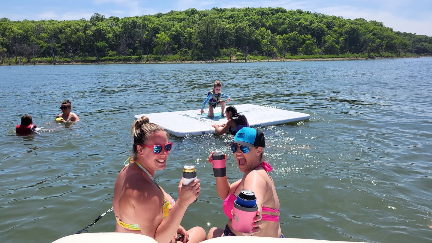 Customer photo review of Non-Tipping Can Cooler