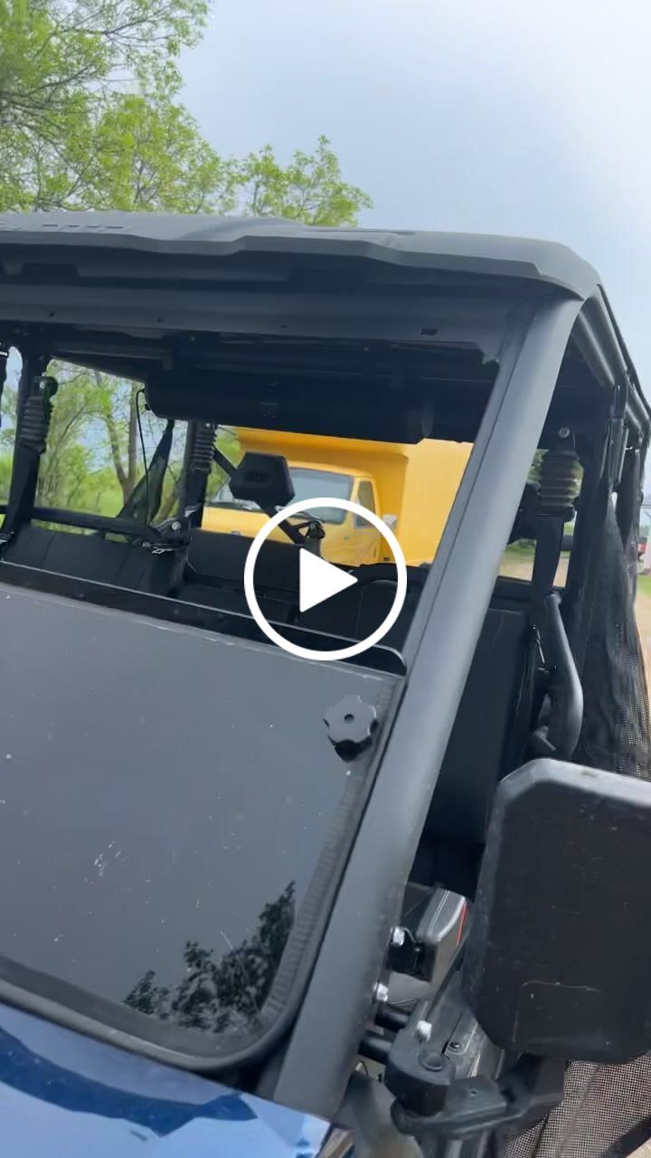 Customer video review of 6 Speaker UTV Bluetooth Sound Bar, 28 Inches Wide, IPX5 Waterproof, Adapt to 1.56"-2.25" Roll Bar
