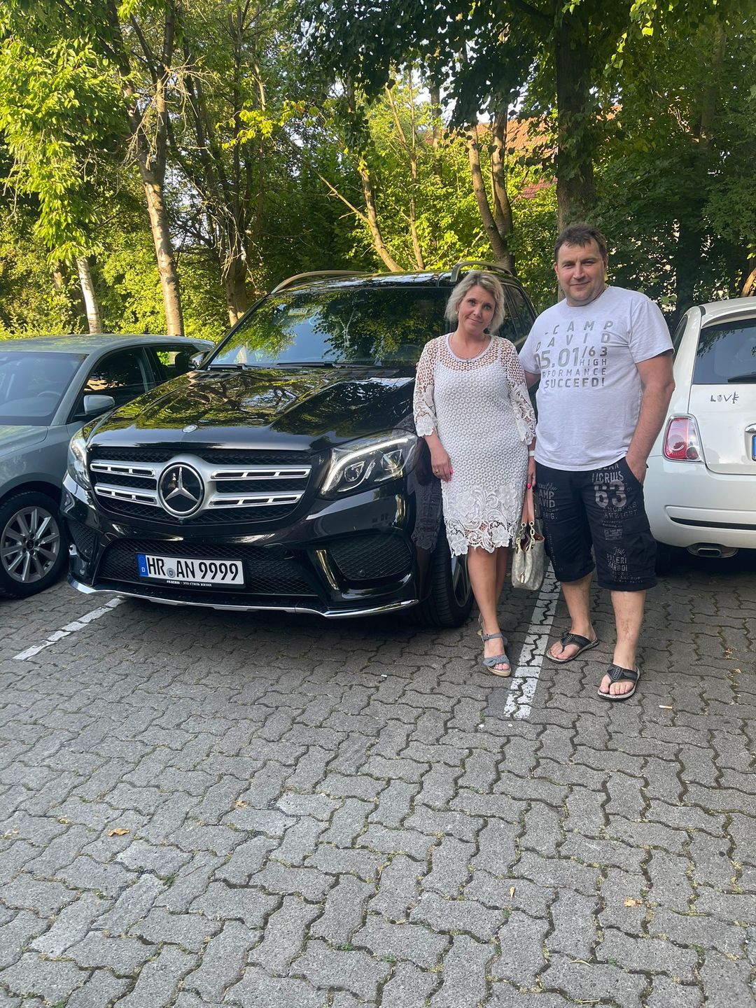 Customer photo review of SAEBIS® 2er SET Auto Kennzeichenhalter