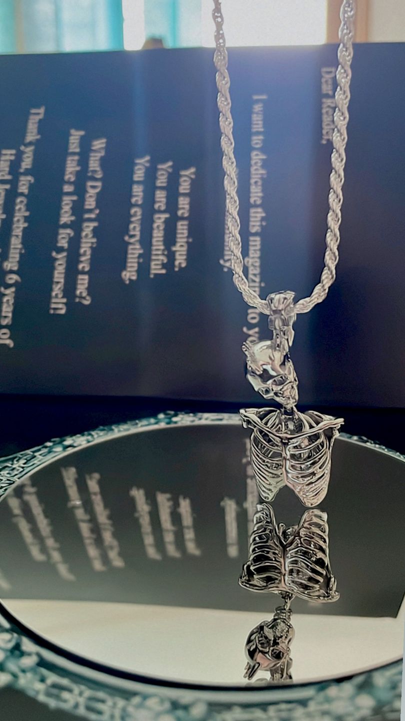 Customer photo review of TRAPPED INSIDE PENDANT