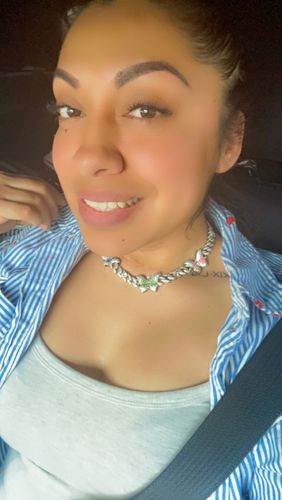Customer photo review of BUTTERFLY QUEEN CHOKER