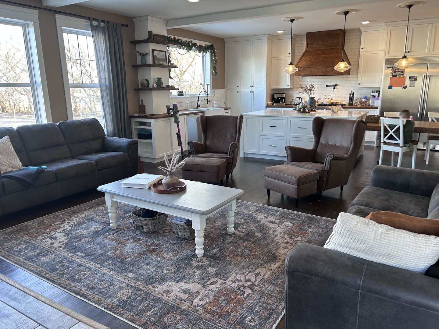 Customer photo review of Distressed Vintage Cezanne Rabbit Gray Inca Gold Area Rug