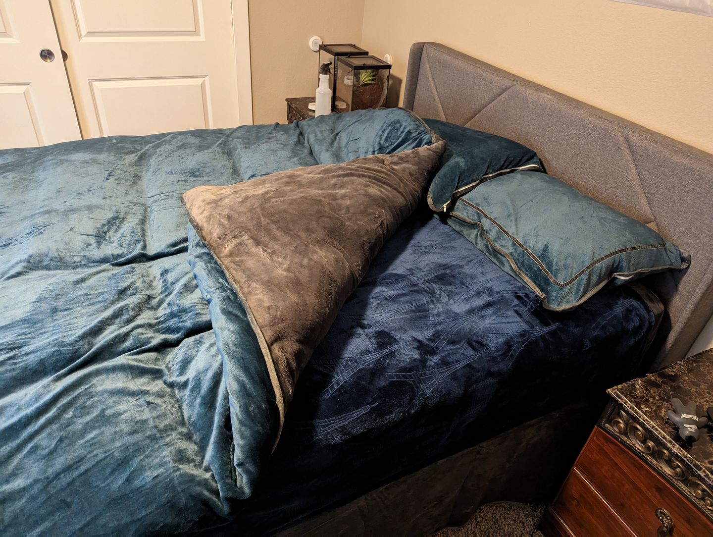 Customer photo review of Velós Complete Bedding Set