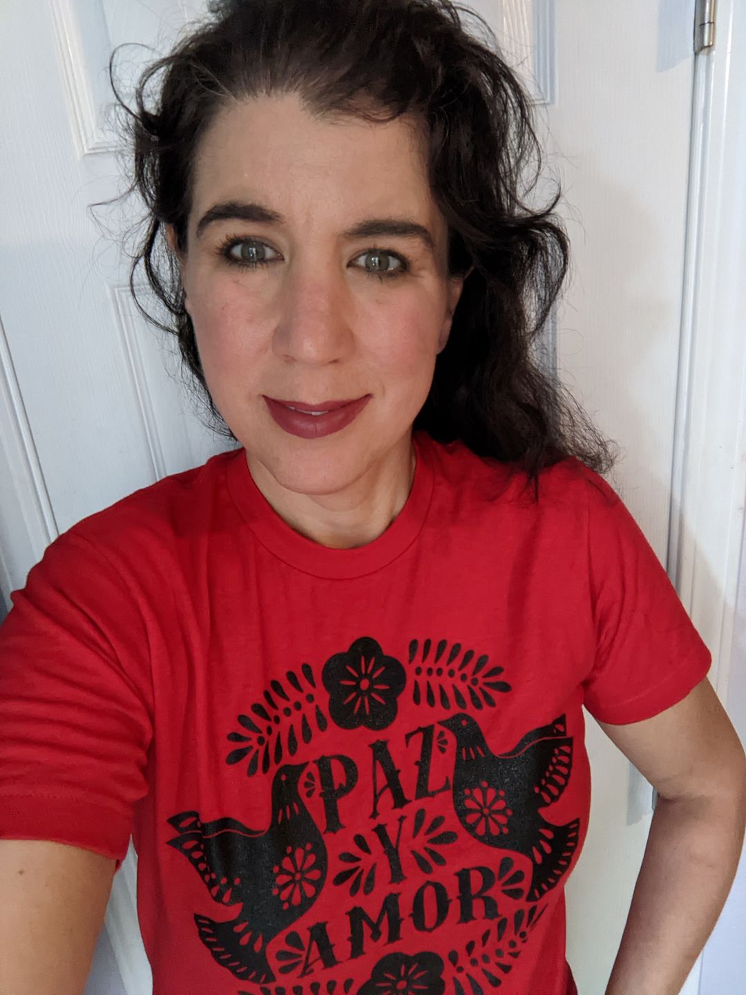 Customer photo review of Unisex Paz y Amor Tee