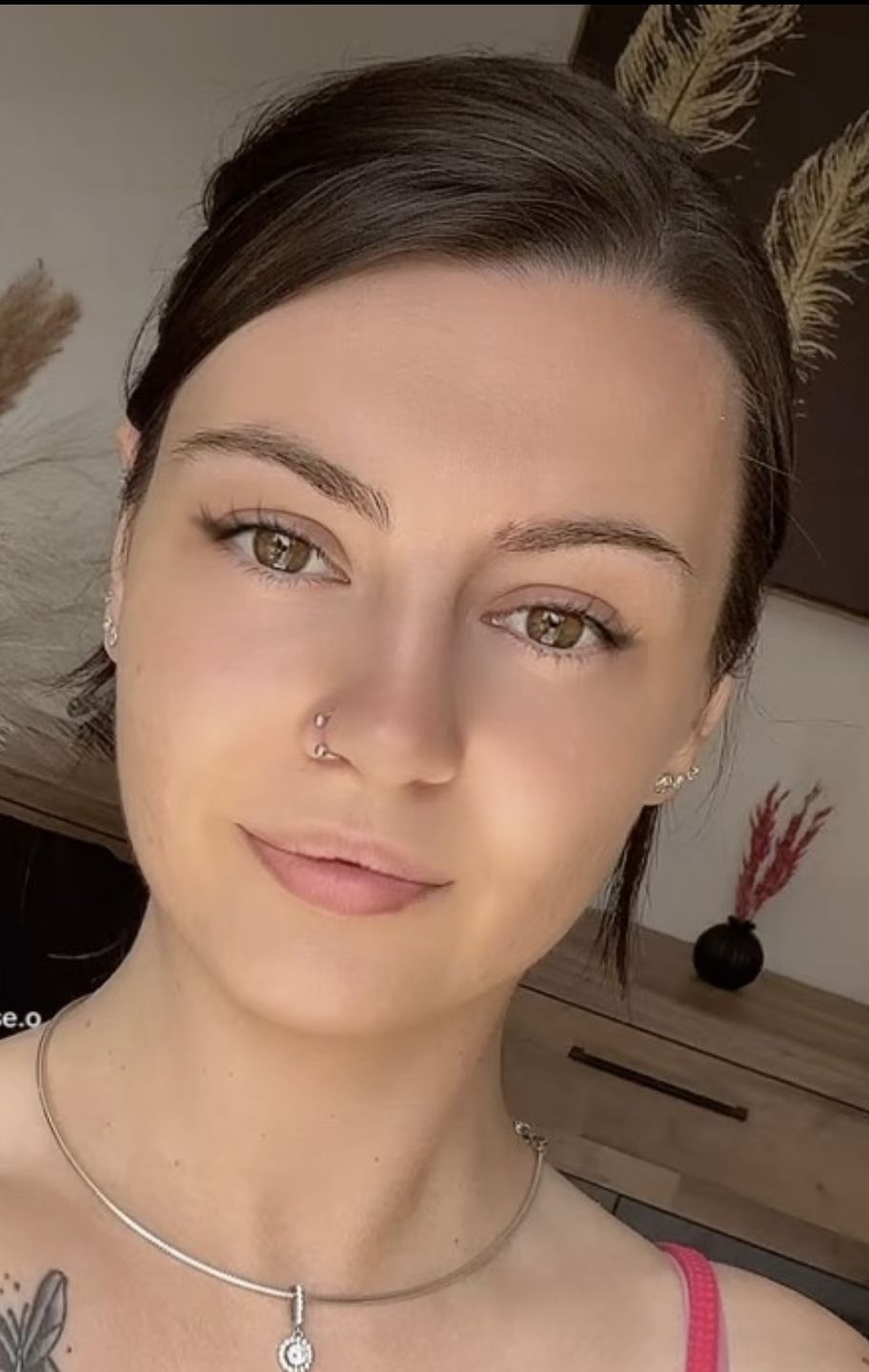 Customer photo review of Piercing Julia