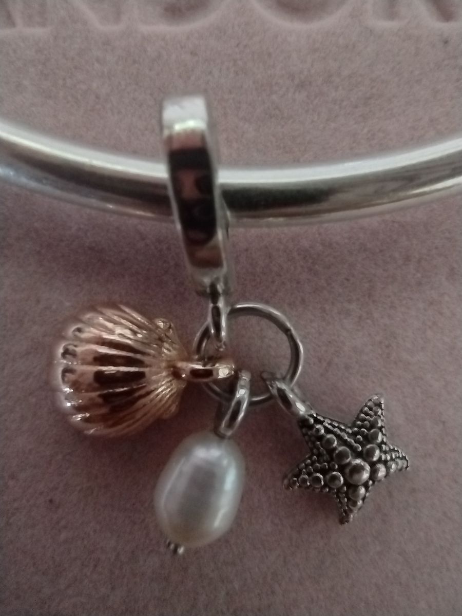 Customer photo review of Charm Conchita de Mar con Perla