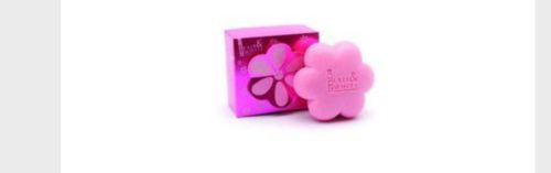 Customer photo review of Fair & White So White Exfoliating Soap - Gentle Cleansing Bar - 200g / 7 oz