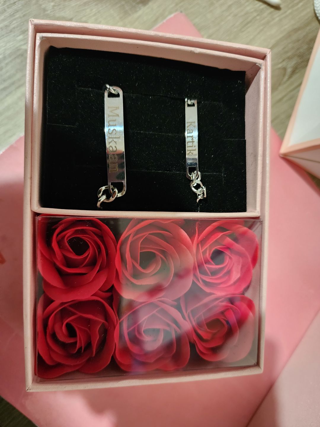 Customer photo review of Eternal Rose Gift Box