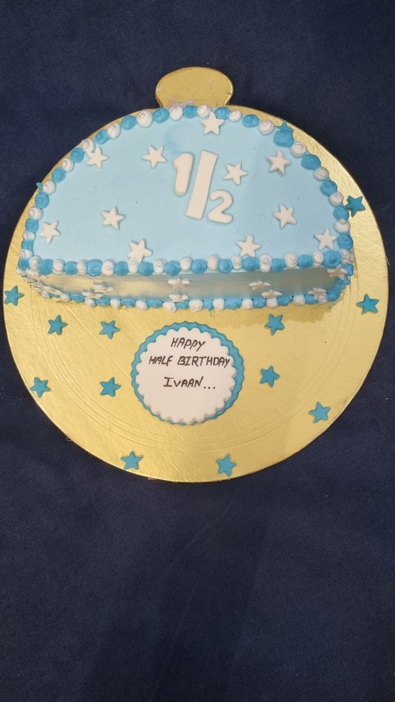Customer photo review of Halfway there Cake