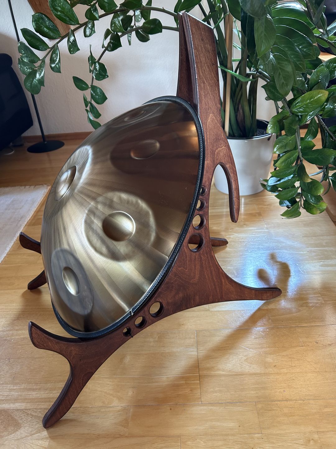 Customer photo review of Katanui Dekorationsständer für Handpans