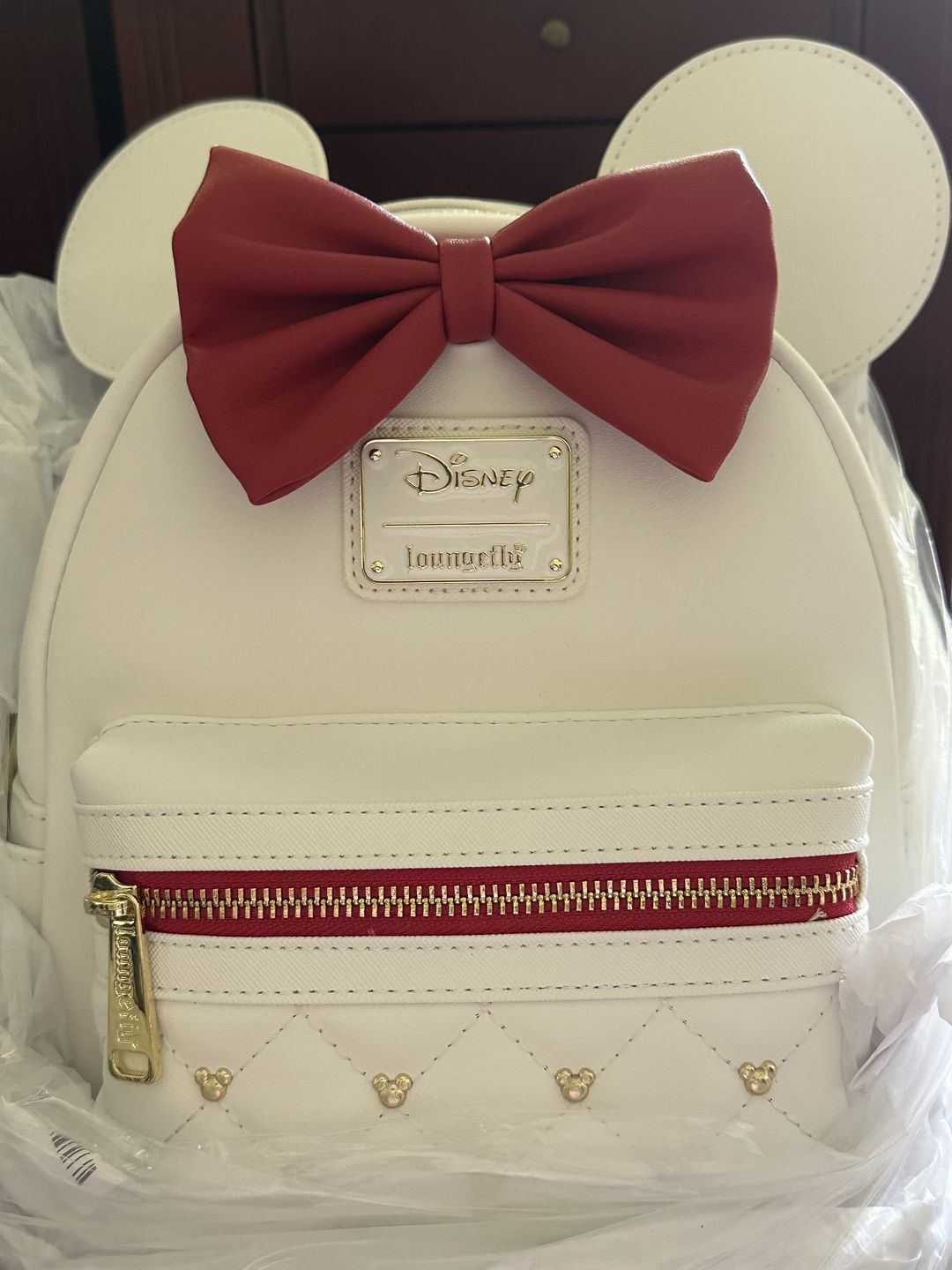 Customer photo review of 707 Street Exclusive - Loungefly Disney The Minnie Mouse Classic Series Mini Backpack - The Sweetheart