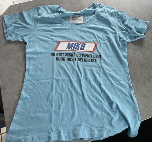 Customer photo review of Du bist nicht du wenn dein Hund nicht bei dir ist - Individuelles Damen Shirt