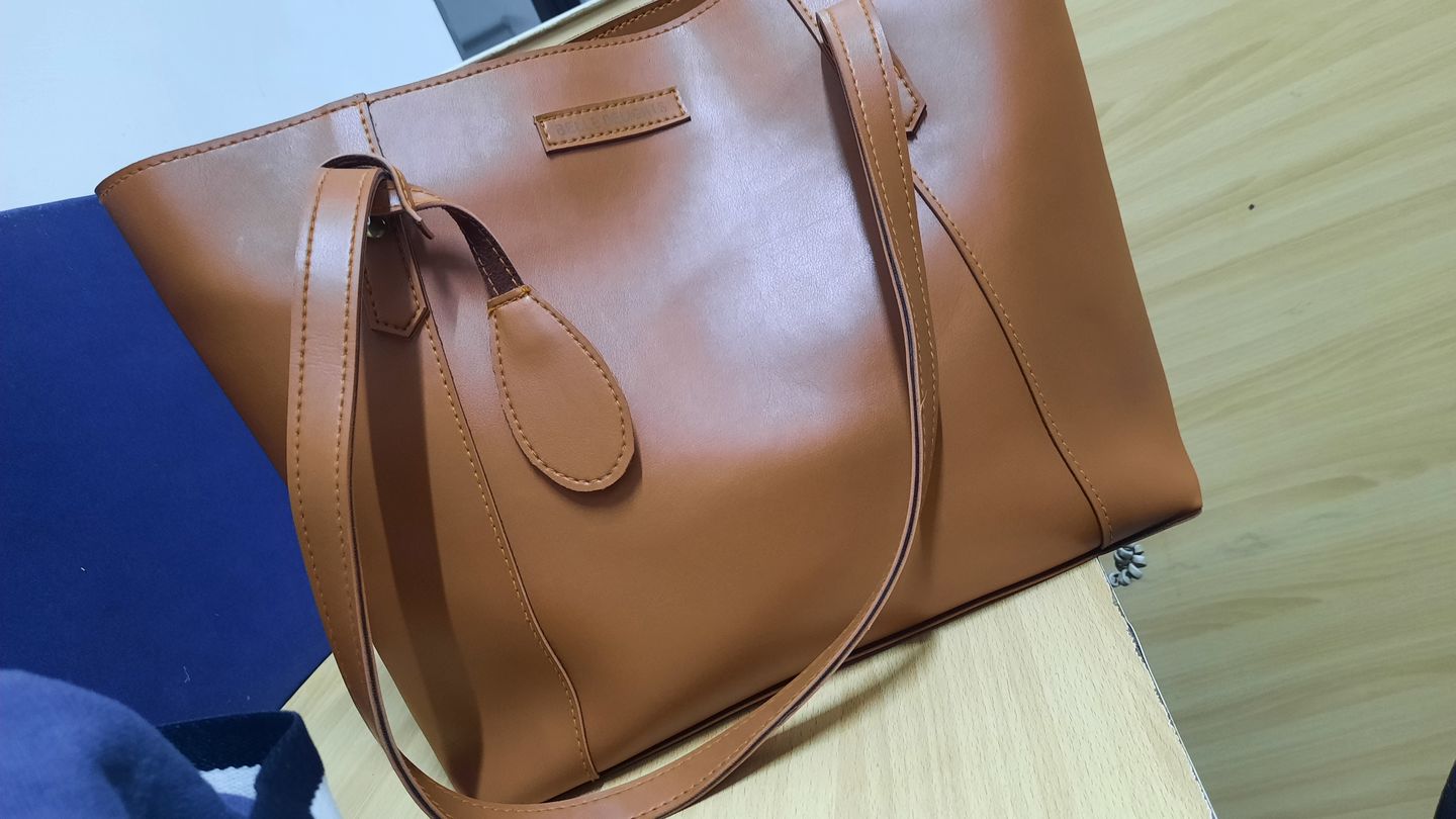 Customer photo review of Brown Belle The Tote Bag